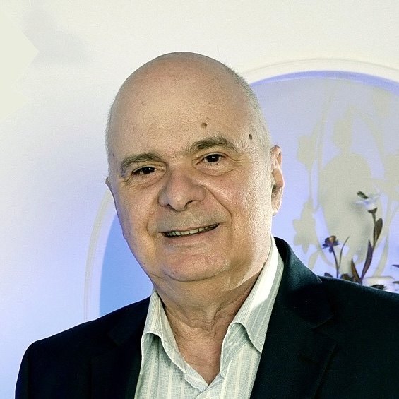 Florin Munteanu Florin Munteanu, membru Centrul pentru Studii Complexe, member Center for Complexity Studies